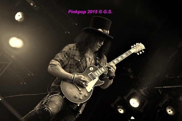 Slash Ft Myles Kennedy  (23).JPG